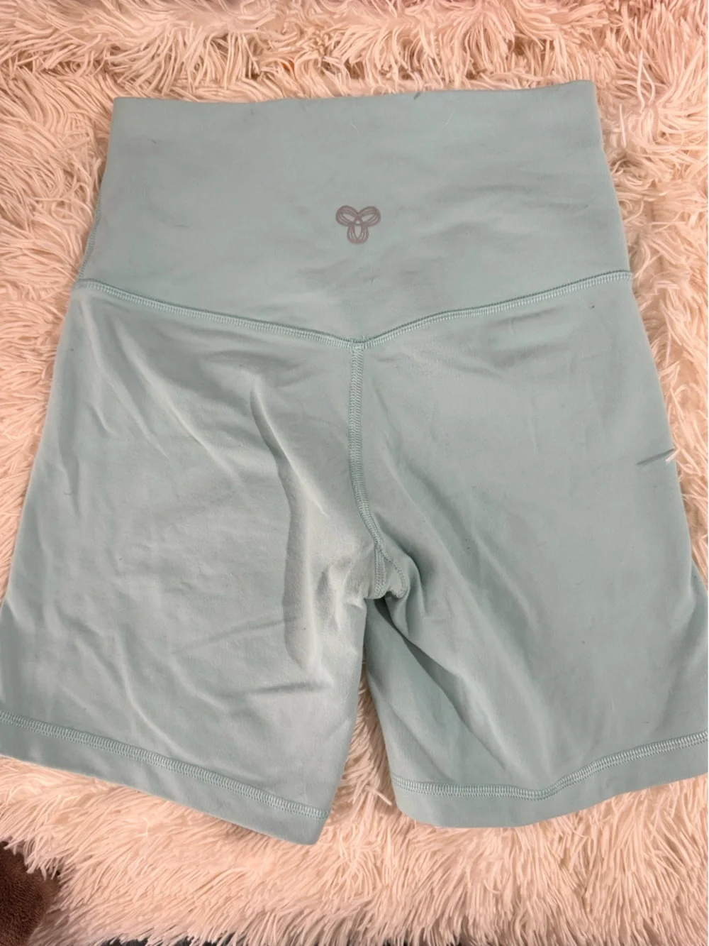 Aritzia TnAction biker shorts and bra set - Picture 6 of 8